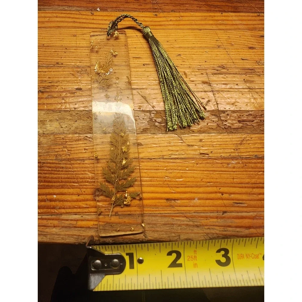 Vintage UV Glow Lucite Acrylic Bookmark With Gold Flakes & Florals, Green Tassel